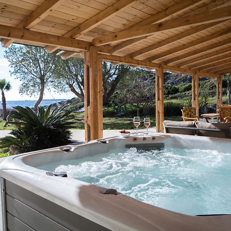 Mera Beachfront House - Phalasarna Eksteriør billede