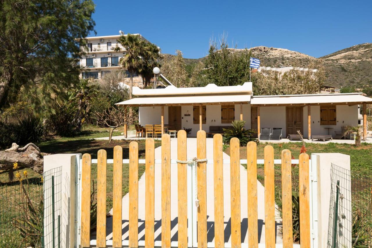 Mera Beachfront House - Phalasarna Eksteriør billede