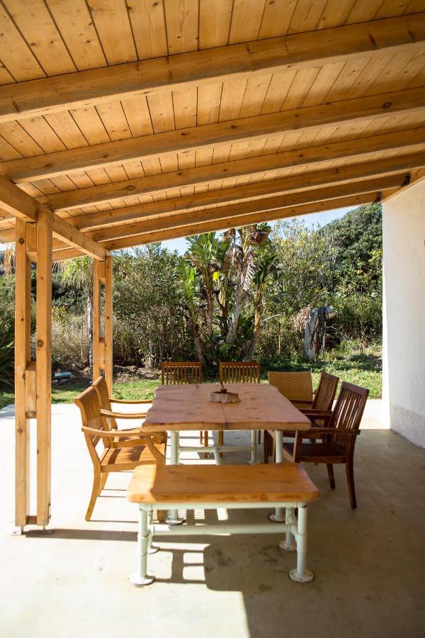 Mera Beachfront House - Phalasarna Eksteriør billede