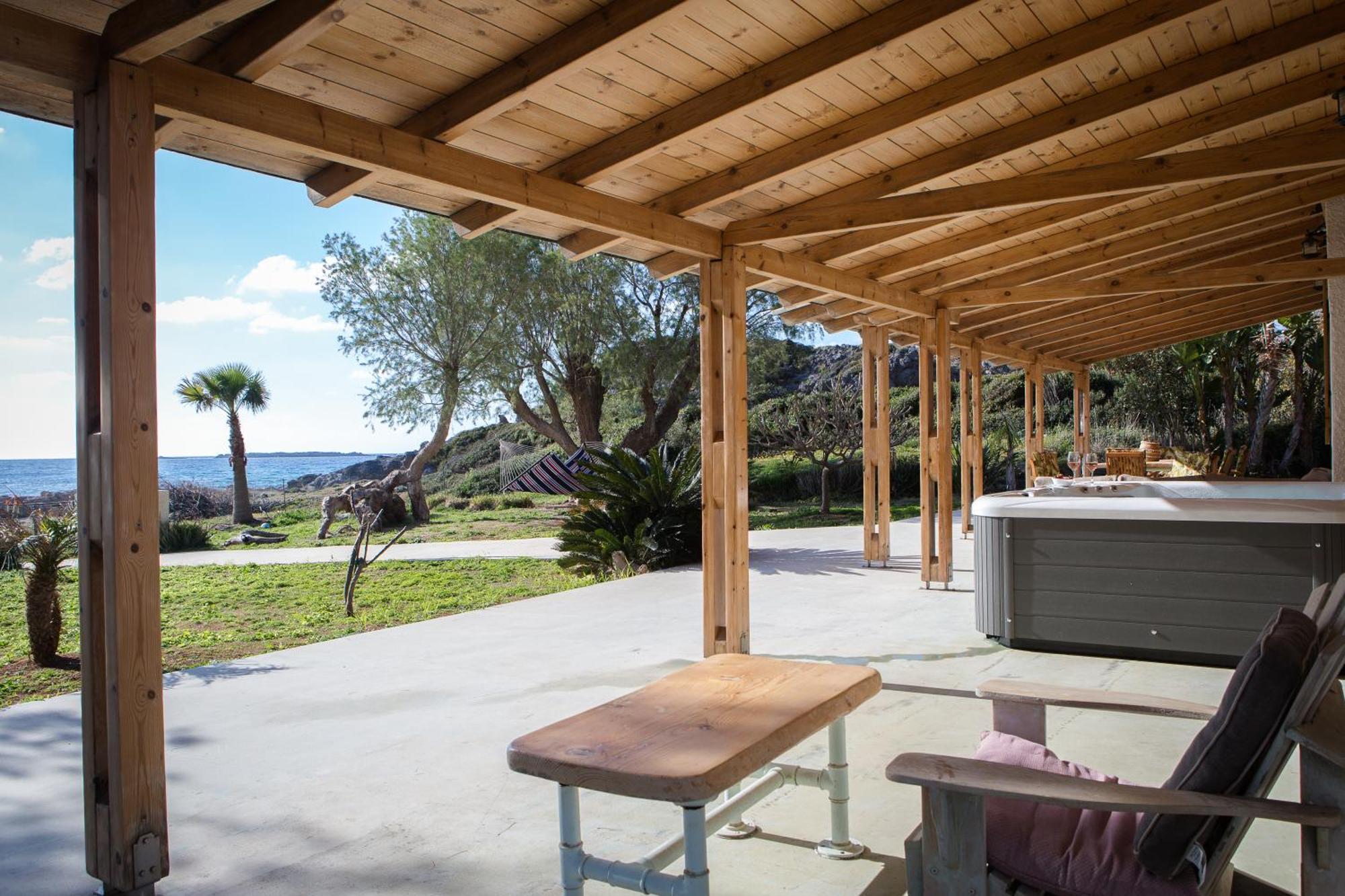 Mera Beachfront House - Phalasarna Eksteriør billede