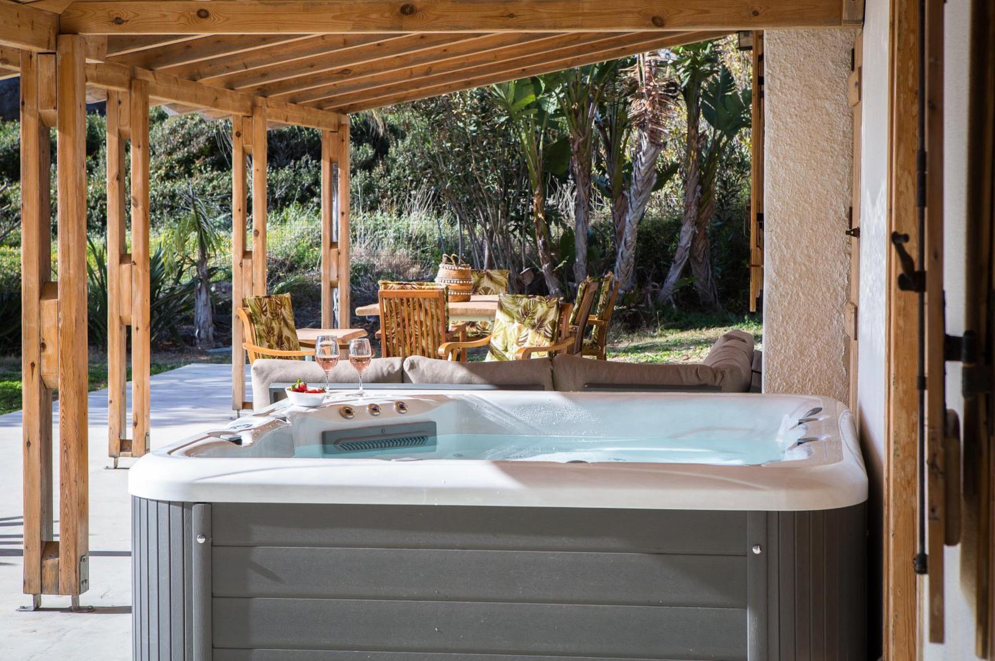 Mera Beachfront House - Phalasarna Eksteriør billede
