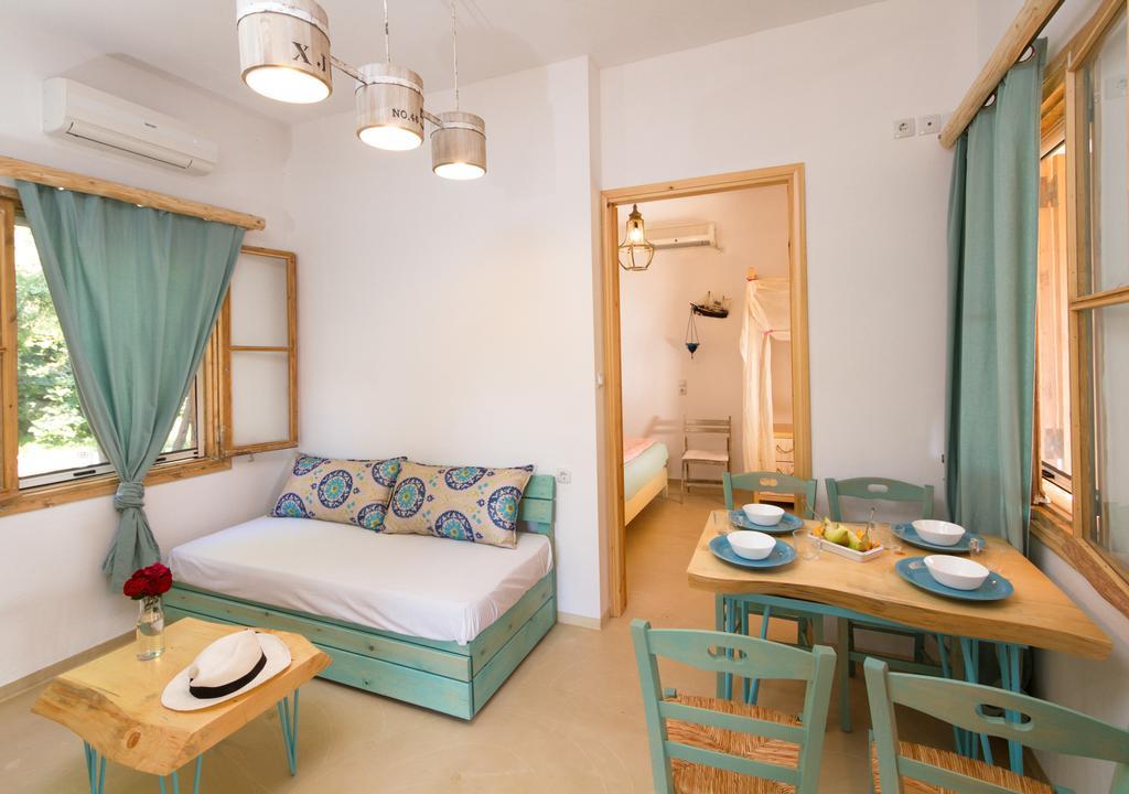 Mera Beachfront House - Phalasarna Eksteriør billede