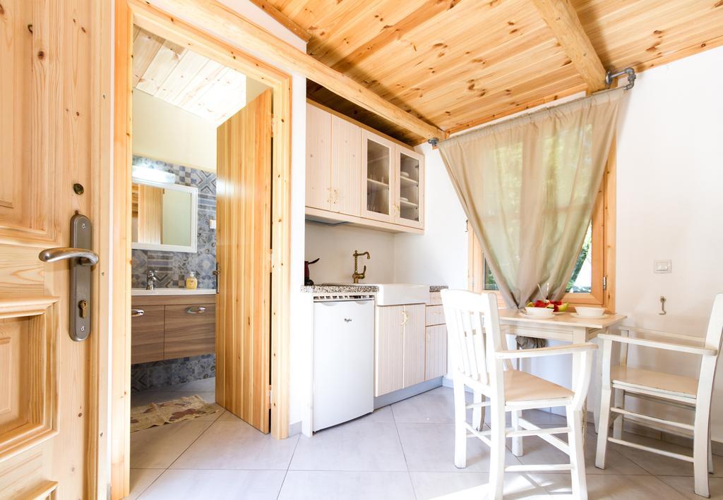 Mera Beachfront House - Phalasarna Eksteriør billede