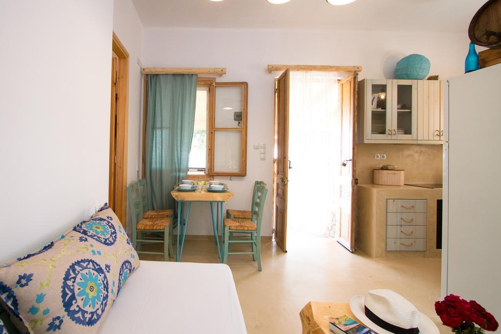 Mera Beachfront House - Phalasarna Eksteriør billede